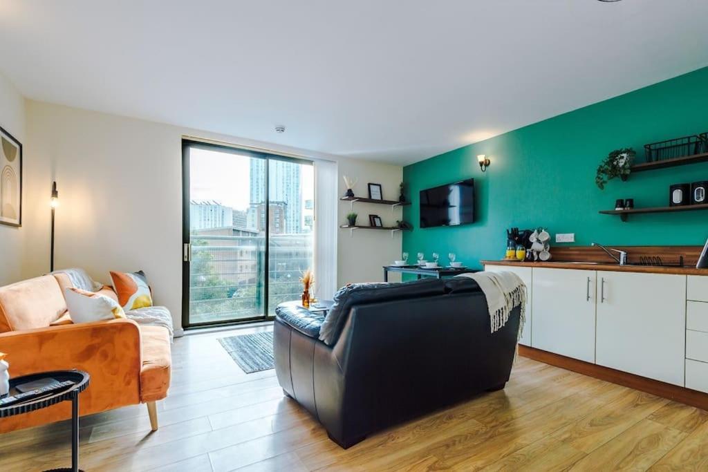 Modern 2br Near Centre - Free Parking Garage Apartamento Manchester
